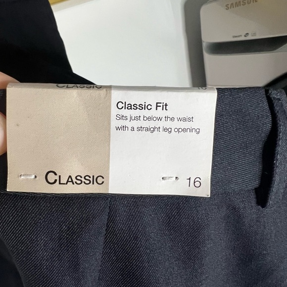 ✨3 for $10✨ Doc & Amelia Dress Pants 16 - Picture 3 of 4